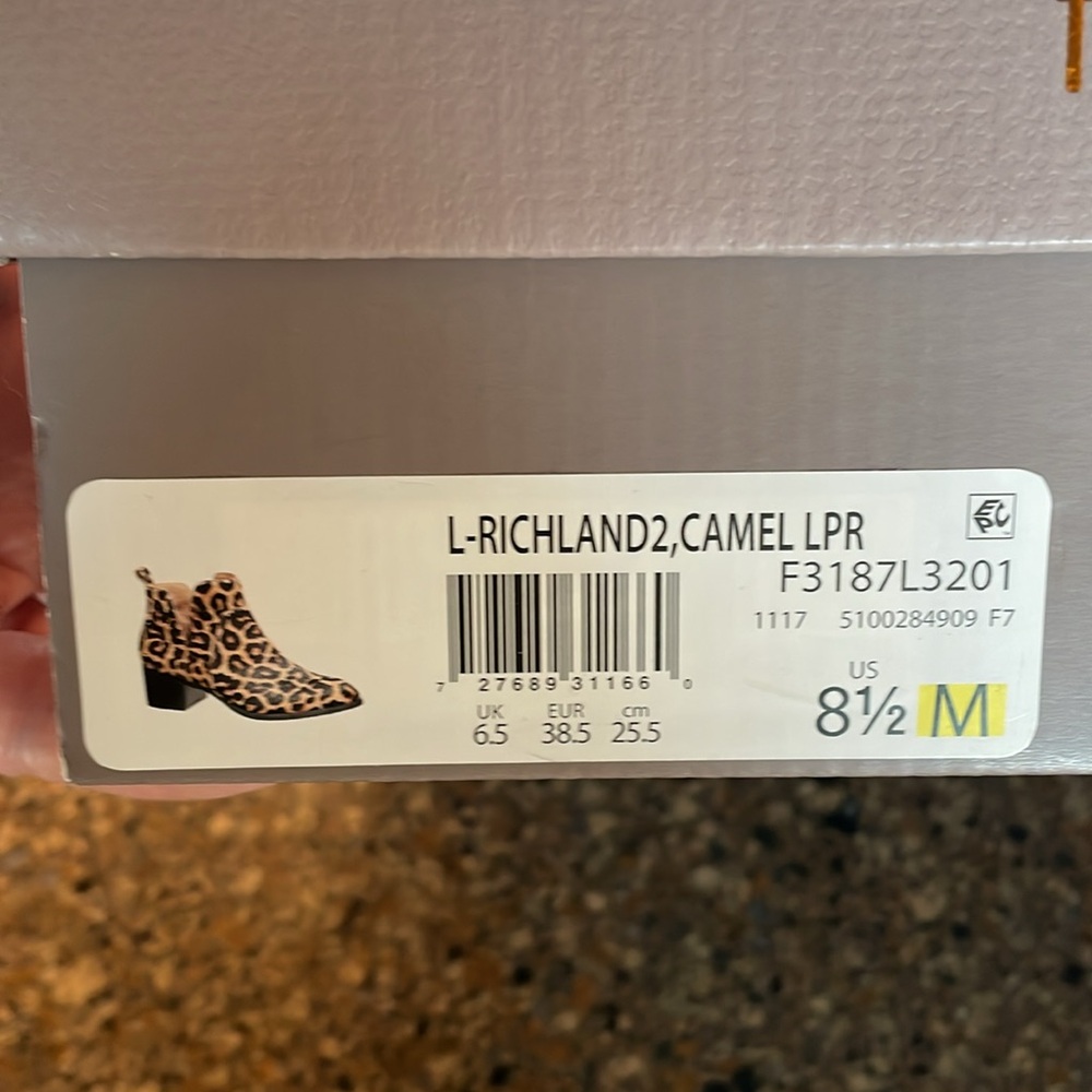 NIB Franco Sarto Richland 2 Leopard Calf Fur Animal Print Booties Boots Size 8.5 - Picture 9 of 9